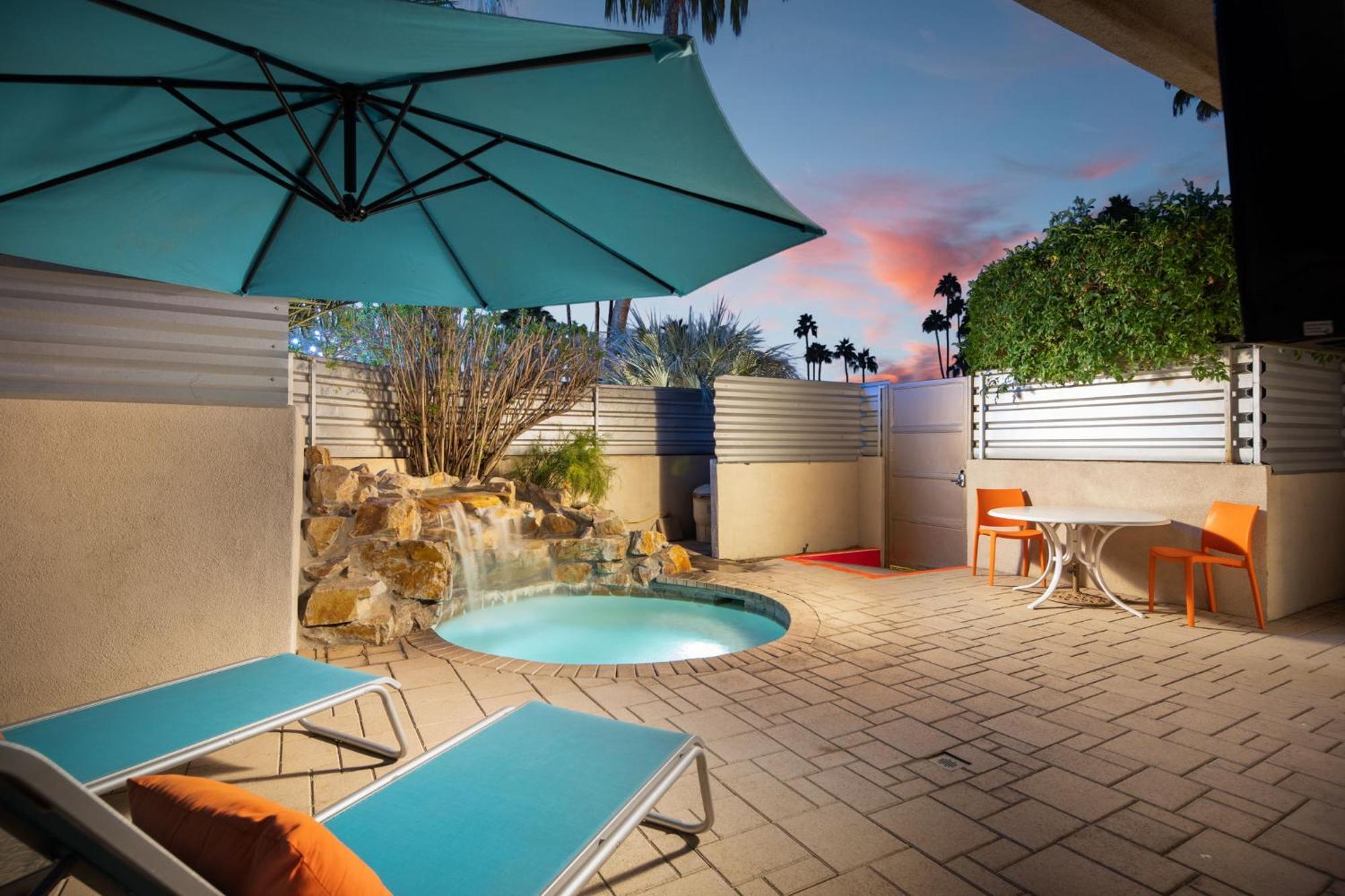 El Noa Noa Palm Springs