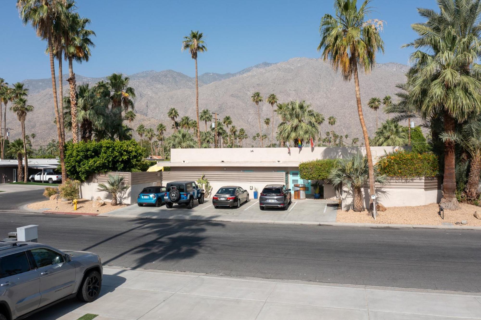 Hotel El Noa Noa Palm Springs