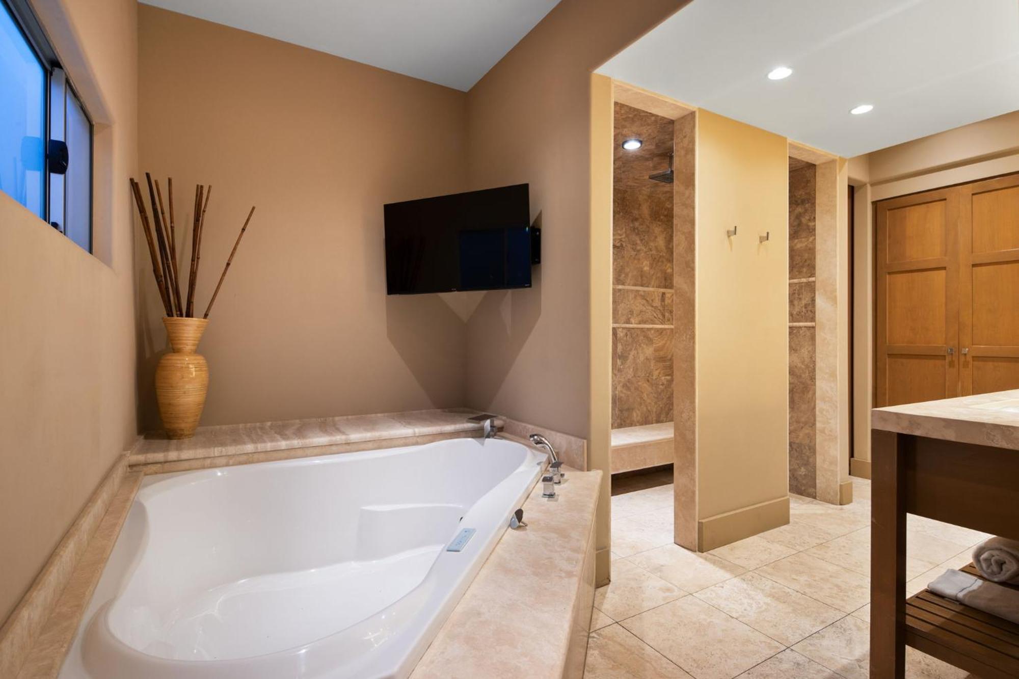 Hotel El Noa Noa 5*